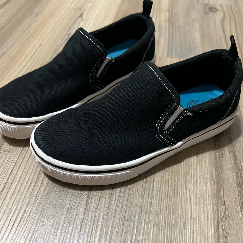 Kids Black Slip-On Shoes size 13C